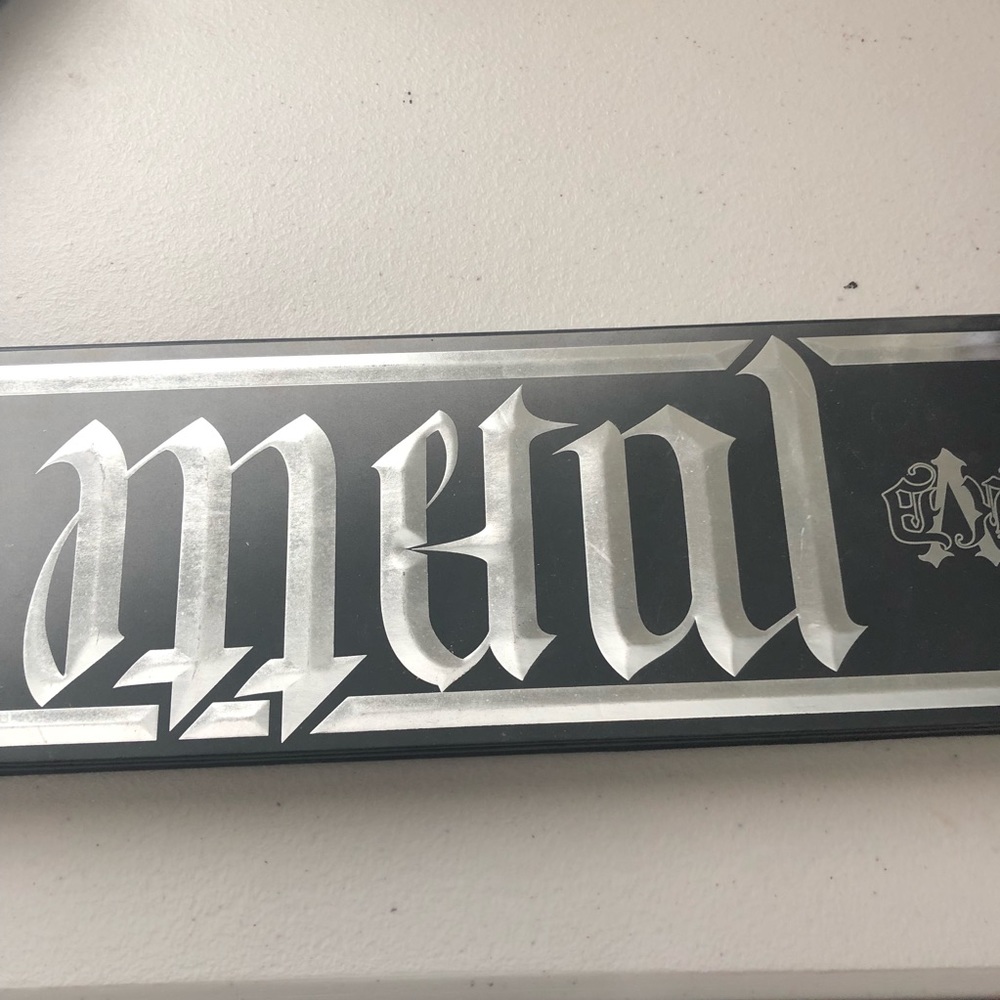 Kat Von D Metal Matte Eyeshadow Palette